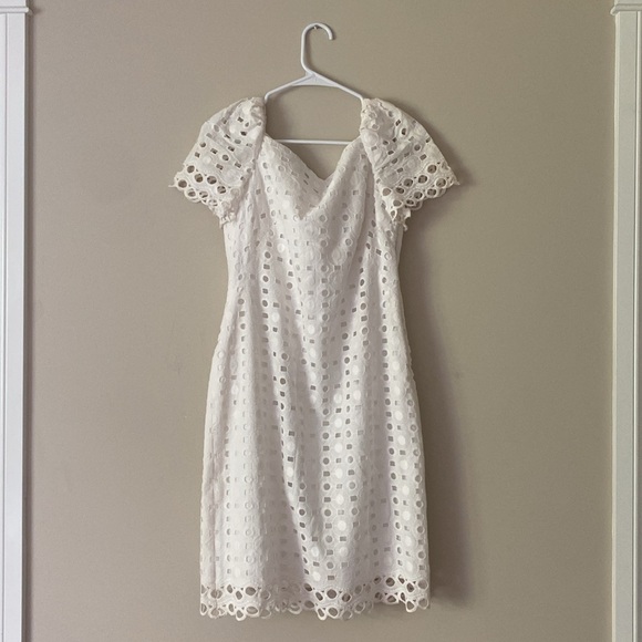 Jones New York Dresses & Skirts - Jones New York Cotton White Embroidered Lace Straight Delicate Dainty Dress